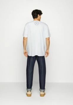 AllSaints PRAVHA CREW - Print T-shirt - Optic White -AllSaintsSales 0c01ab00a0fa4b558120e1a4e2e4fa8a