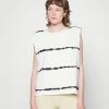 AllSaints TANK - Print T-shirt - Chalk White -AllSaintsSales 0d1a9e40212544dfab114e35114a93e0