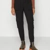AllSaints FRIEDA TROUSER - Trousers - Black -AllSaintsSales 25d89ce90af645f1b0644e2713b58779