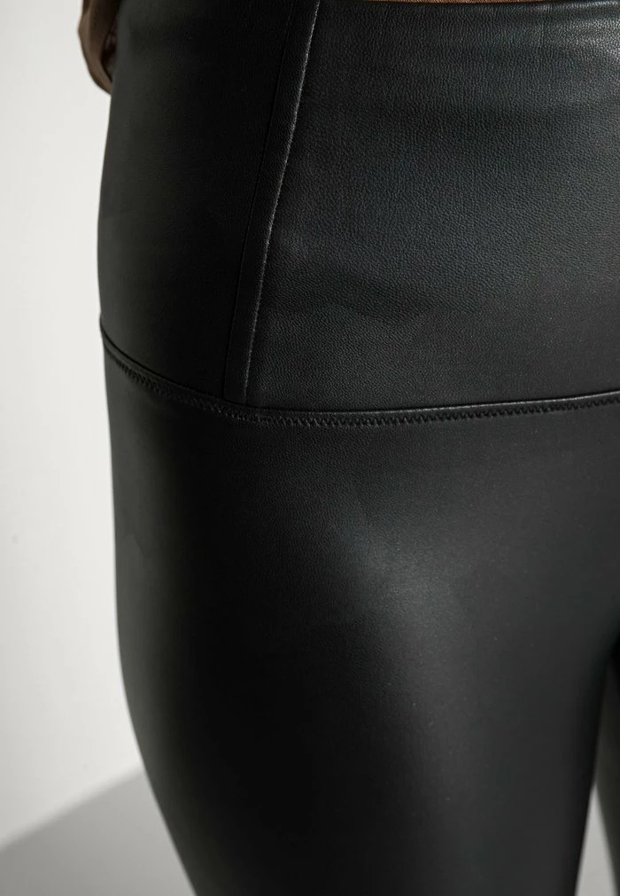 CORA - Leggings - Trousers - black AllSaints CORA - Leggings - Trousers - Black -AllSaintsSales 593e7627bf0a4f3a9c37801e4bbb19b9