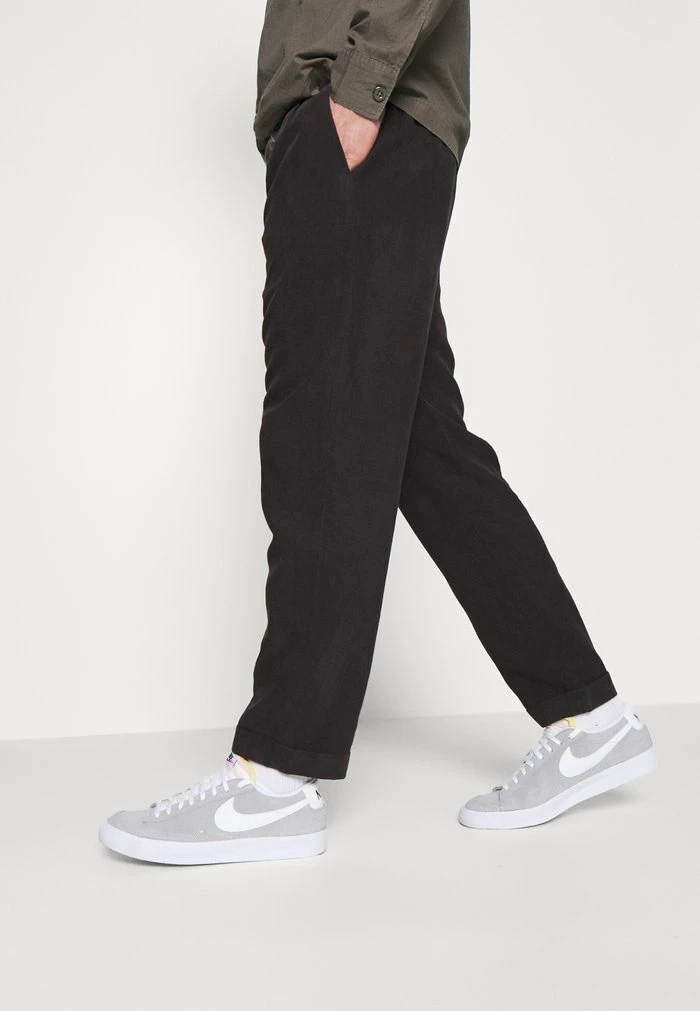 GROVE TROUSER - Trousers - washed black AllSaints GROVE TROUSER - Trousers - Washed Black -AllSaintsSales 641124f48fad4a6db605408cea8b7a35