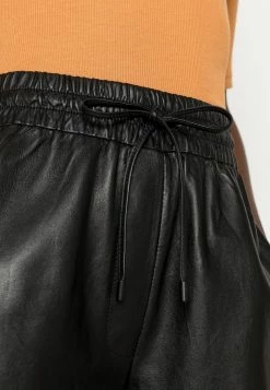 AllSaints SHANA SHORTS - Shorts - Black -AllSaintsSales 6a60f240acbe41b6bd8ceec4bd1c3773