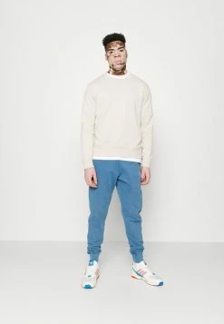 AllSaintsSales -AllSaintsSales 830f90c165a94da2943204e8176b447e