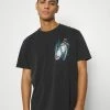 AllSaints INTERGALA CREW - Print T-shirt - Jet Black -AllSaintsSales a2e90a986d4b4d86a5fcae7657282896