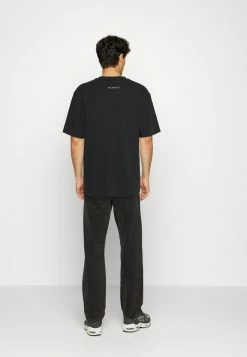 AllSaints ADDITIVE CREW - Print T-shirt - Washed Black -AllSaintsSales b307f8016b4c4cfb9e1b033c579ac981