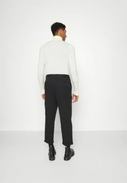 AllSaints CRATE TROUSER - Trousers - Black -AllSaintsSales be44547c16d0409bb95ab9500593ec92