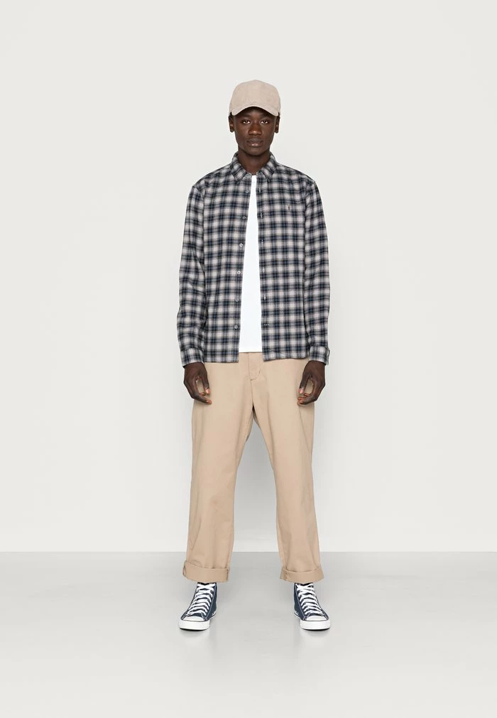 LINTO SHIRT - Shirt - smoke grey AllSaints LINTO SHIRT - Shirt - Smoke Grey -AllSaintsSales cd50a59a1fc8494aa9905918d85cb756